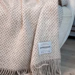 BERTA 1-01 шерстяной плед 55% шерсть перуанская Альпака, 45% пуховая шерсть австралийского Мериноса. Avinamas (Авинамас) Литва-Италия. ЭКО ТЕКСТИЛЬ интернет-магазин (5)